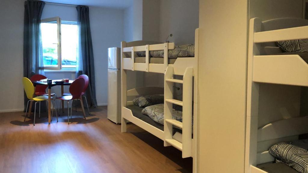 Hostal Estelada Boarding Berg Am Laim *