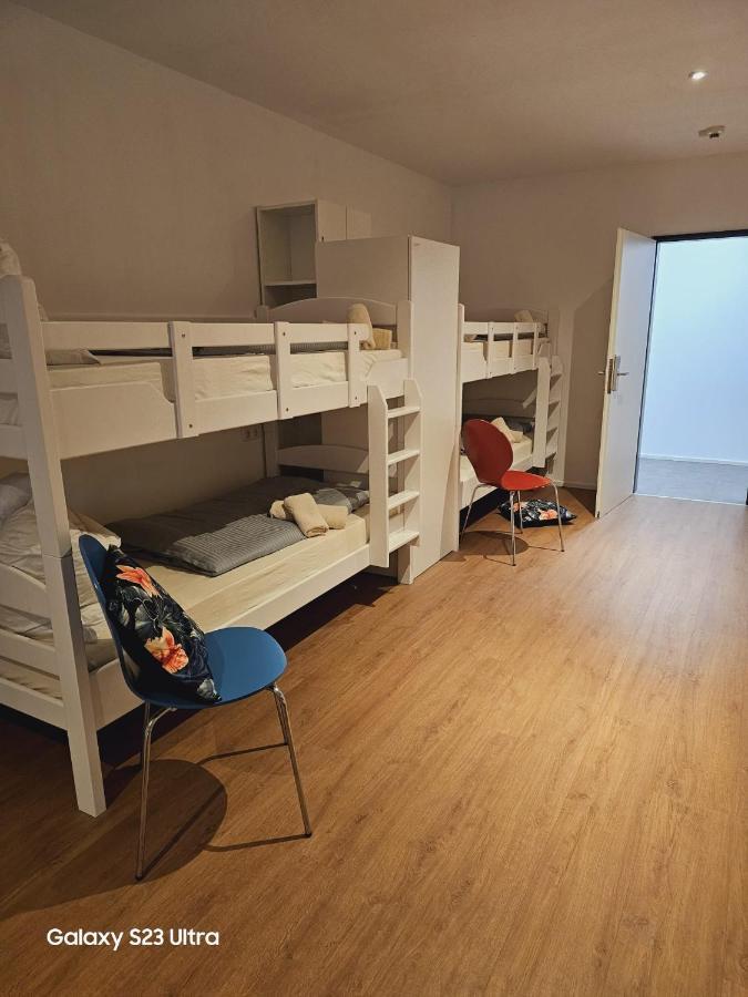 Estelada Boarding Berg Am Laim Hostal *